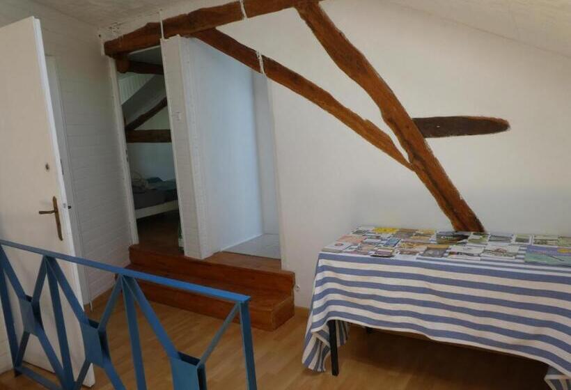 חדר משפחתי, Les Chambres Du Ladoux