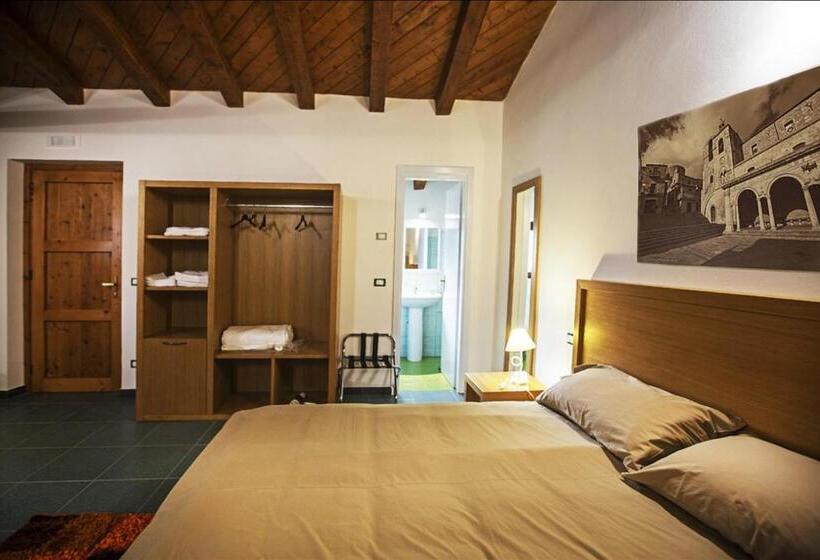 غرفة قياسية مطلة على الجبل, Antico Resort Cerasella