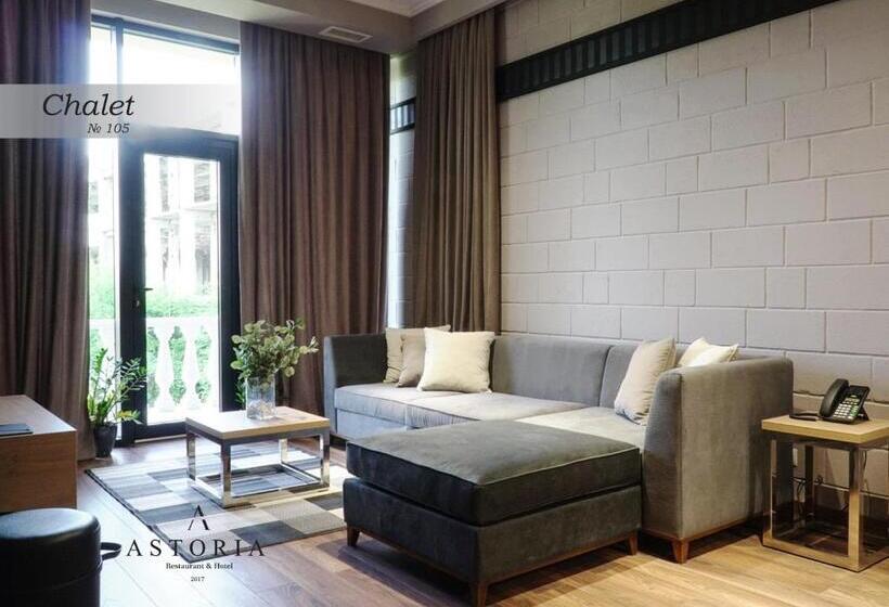 带阳台套房, Astoria Boutique