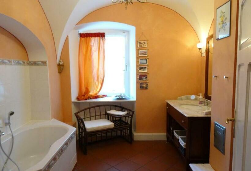 Номер Deluxe, Gutsherrenstube