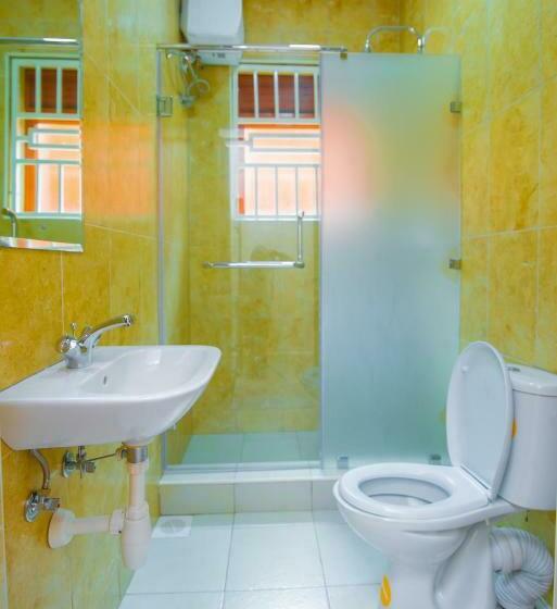 آپارتمان 1 خوابه همکف, Crest Homes Uganda