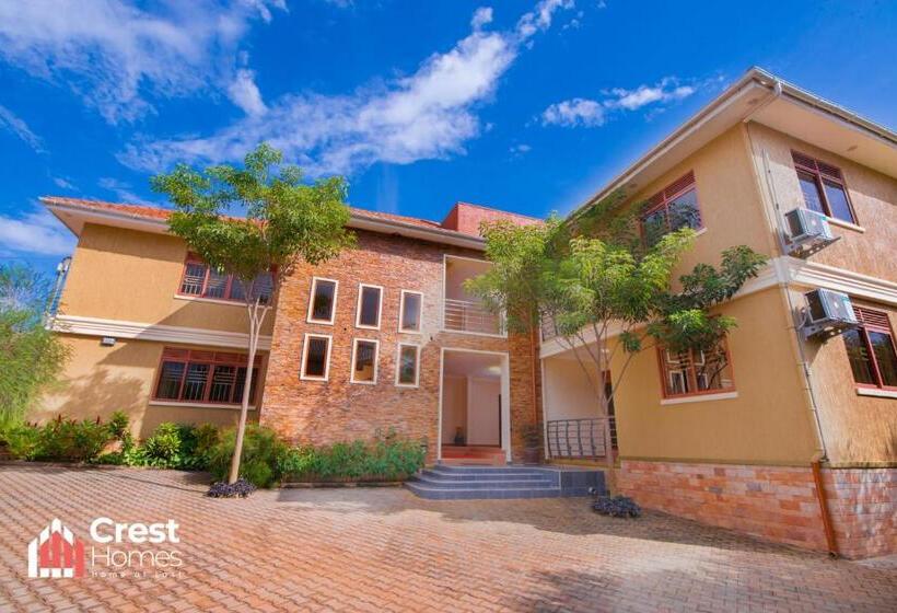 اتاق لوکس, Crest Homes Uganda