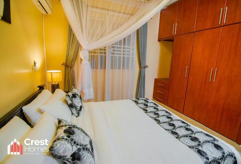 اتاق لوکس, Crest Homes Uganda