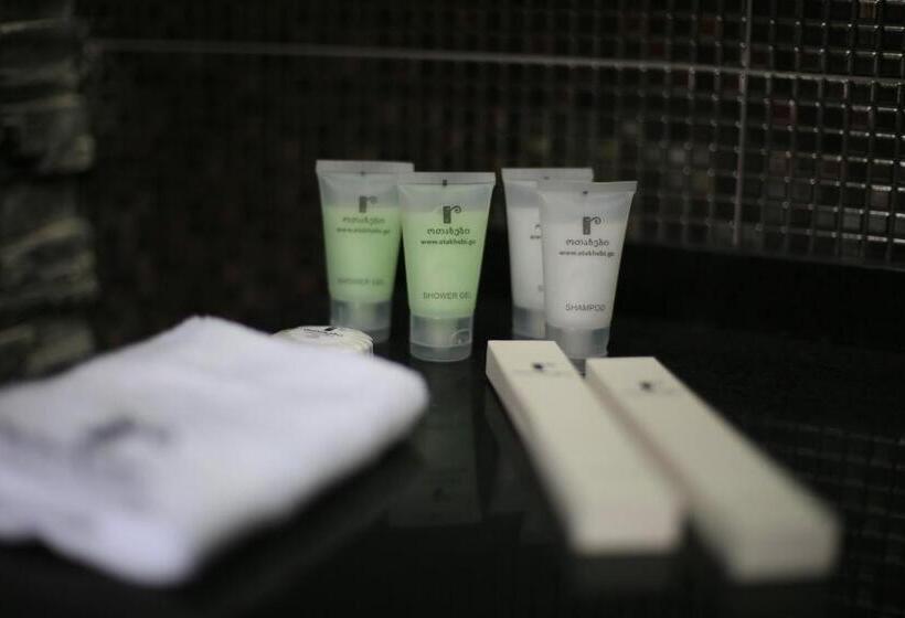 اتاق لوکس, Otakhebi