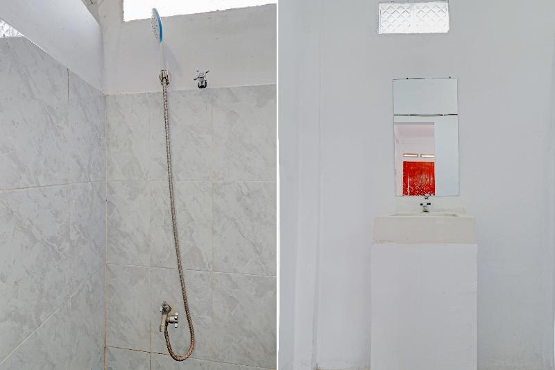 スタンダードルーム, Oyo 90570 Heboh Guest House Syariah