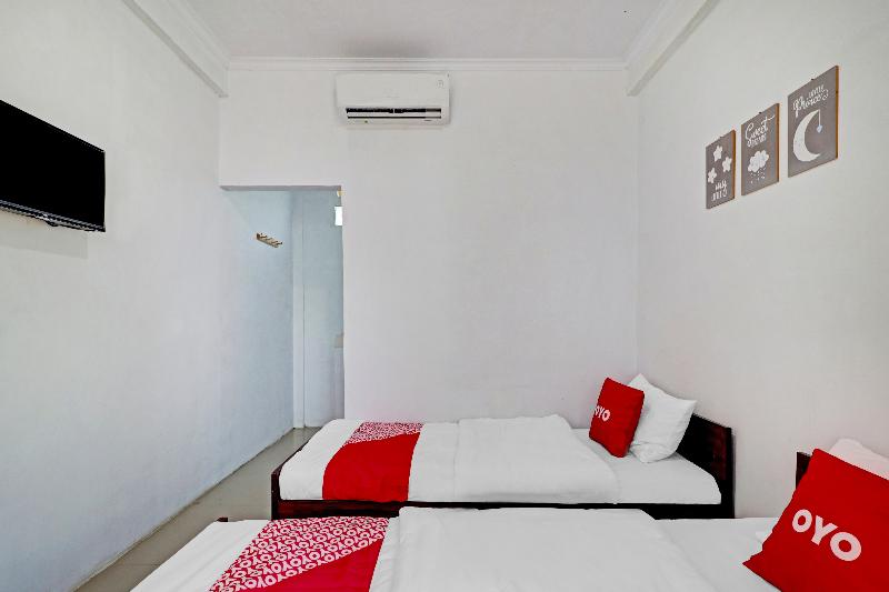Номер Стандарт, Oyo 90570 Heboh Guest House Syariah