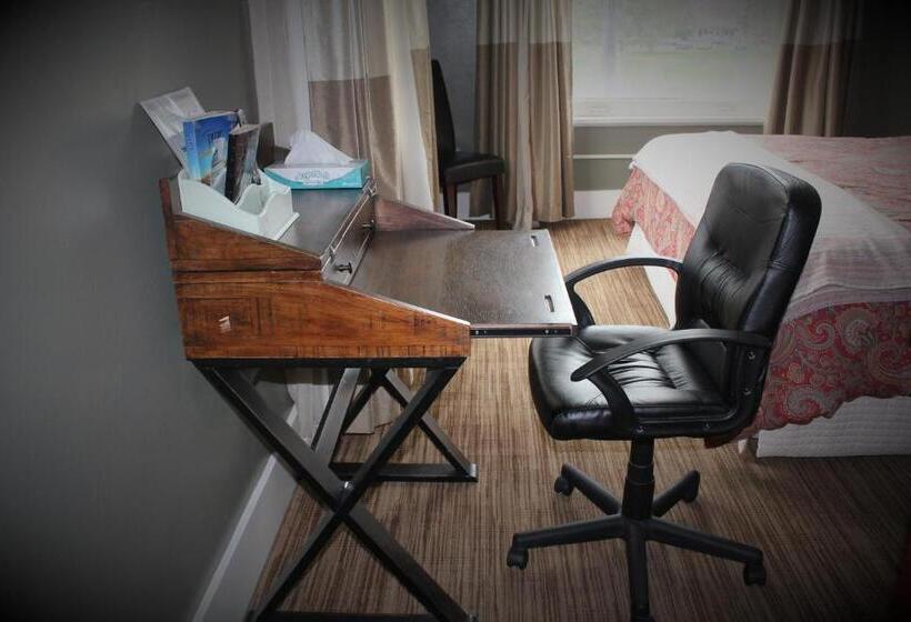 带大床的套房, The Drift Inn