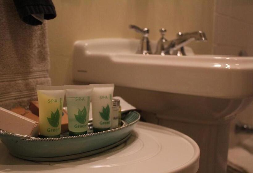 套房, The Drift Inn