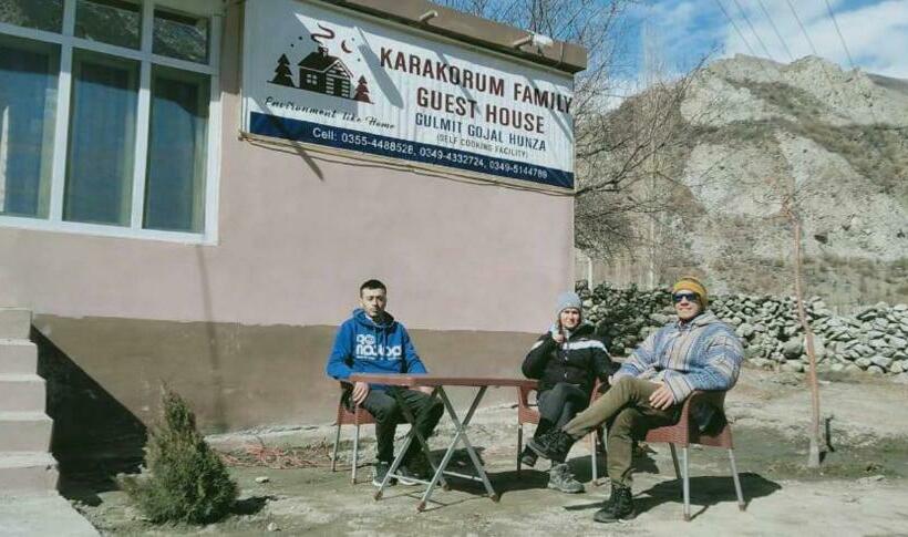 اتاق لوکس سه تخته, Karakorum Family Guest House Hunza