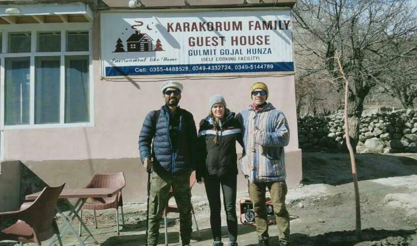 اتاق لوکس سه تخته, Karakorum Family Guest House Hunza