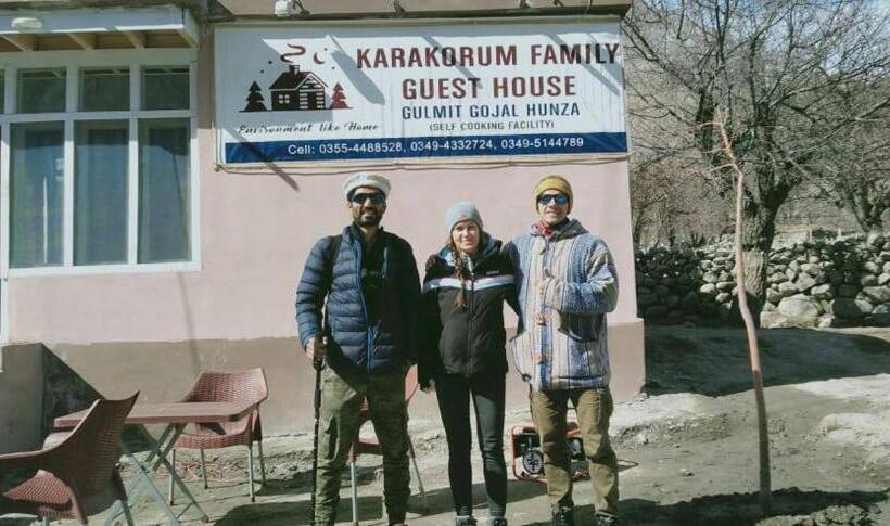 اتاق لوکس خانوادگی, Karakorum Family Guest House Hunza
