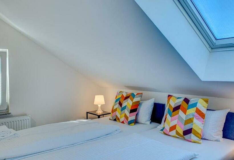 חדר סטנדרט, Pension Café Nina