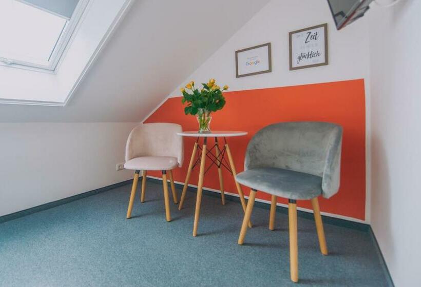 חדר סטנדרט, Pension Café Nina