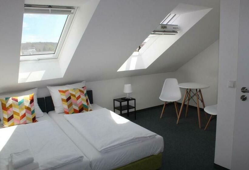 חדר סטנדרט, Pension Café Nina