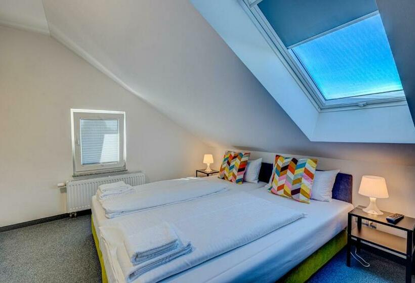 חדר סטנדרט, Pension Café Nina