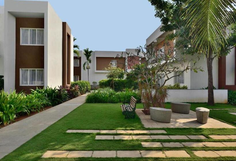 غرفة قياسية مزوَّدة بشُرفة, Four Points By Sheraton Mahabalipuram Resort & Convention Center