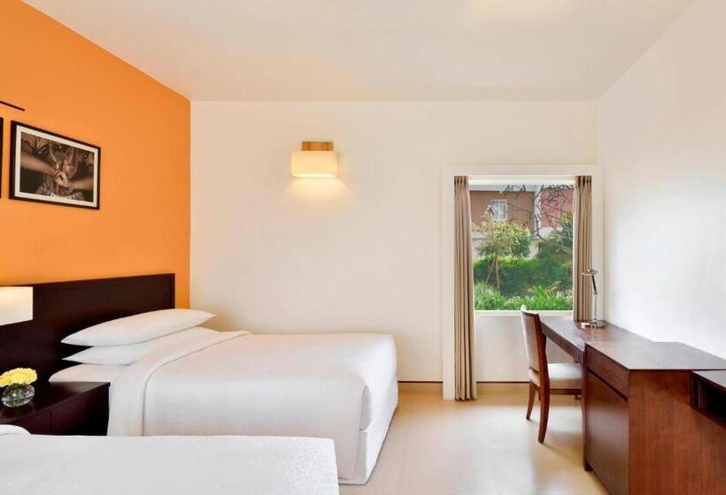 غرفة قياسية مزوَّدة بشُرفة, Four Points By Sheraton Mahabalipuram Resort & Convention Center