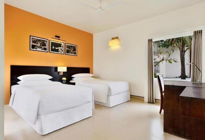 标准间带阳台, Four Points By Sheraton Mahabalipuram Resort & Convention Center