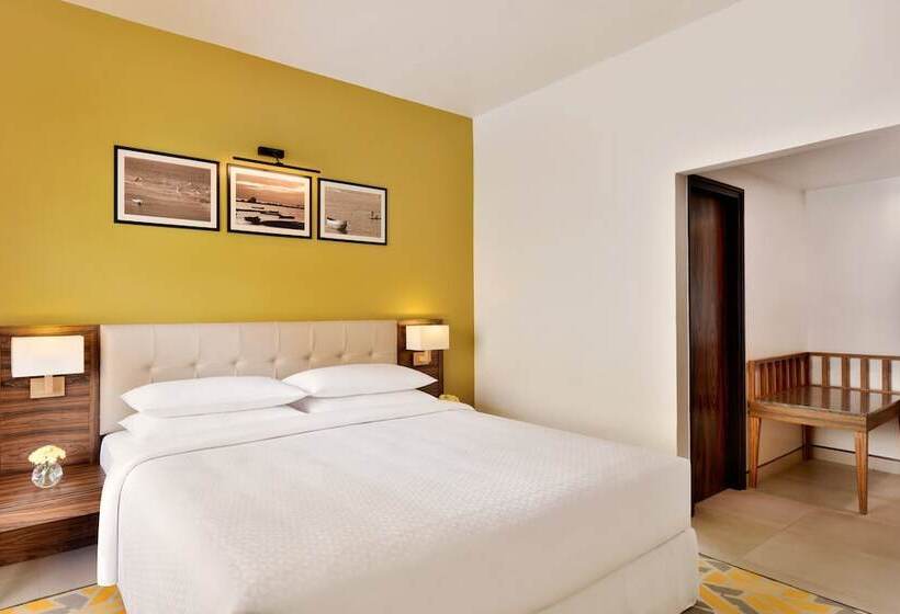 جناح مطلّ علي حمام السباحة, Four Points By Sheraton Mahabalipuram Resort & Convention Center