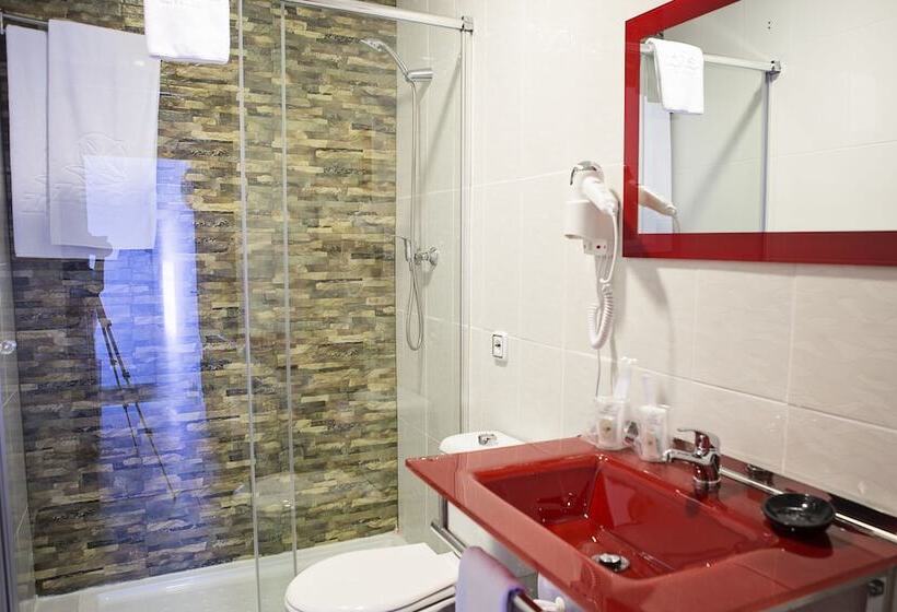 اتاق استاندارد چهار تخته, La Casa De Los Faroles