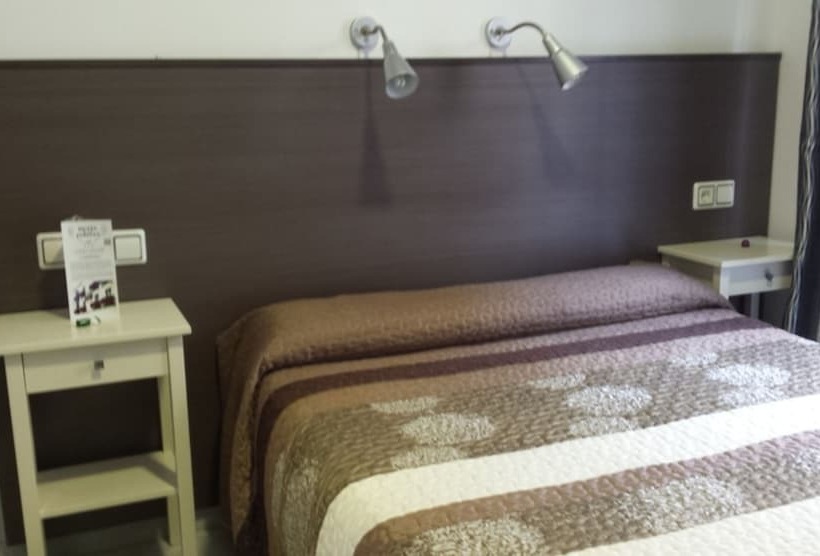 اتاق استاندارد یک نفره, La Casa De Los Faroles