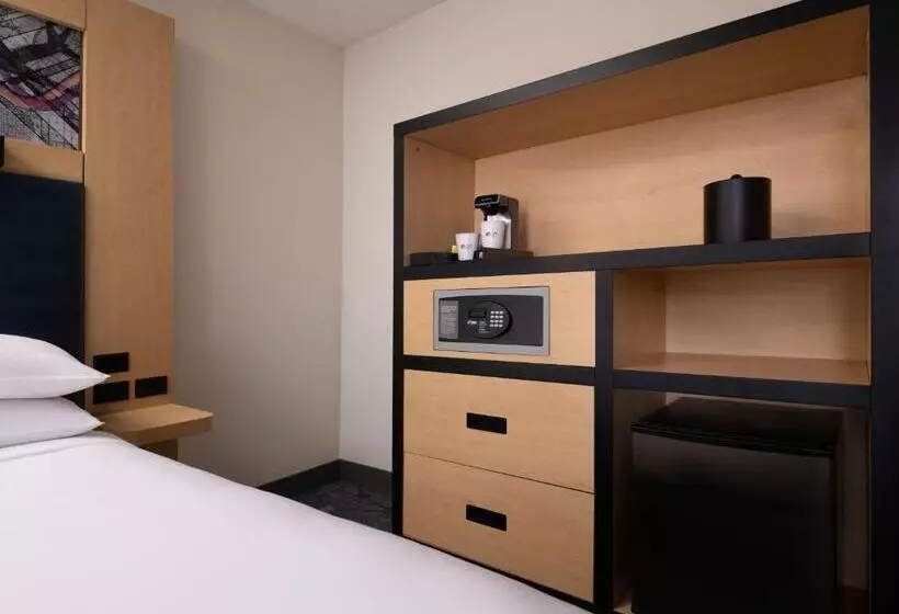 身障者適用スタンダードルーム, Aloft El Segundo  Los Angeles Airport