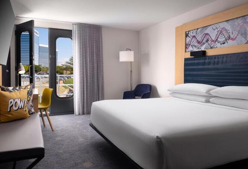 장애인을 위한 킹사이즈 침대 스탠다드 룸, Aloft El Segundo  Los Angeles Airport