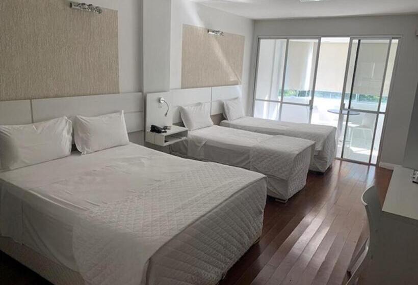 اتاق لوکس چهار تخته, Emirates Hotel & Suites