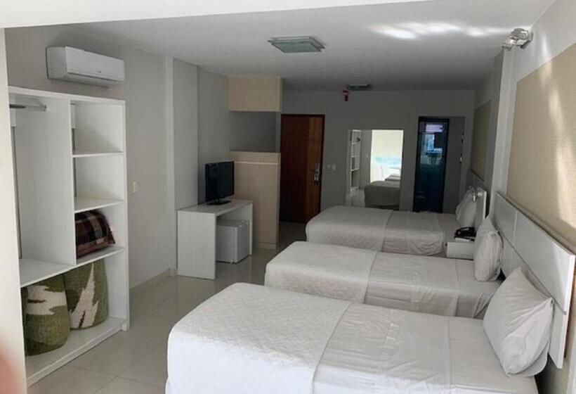 اتاق لوکس سه تخته, Emirates Hotel & Suites