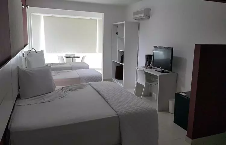 デラックスの４人部屋, Emirates Hotel & Suites
