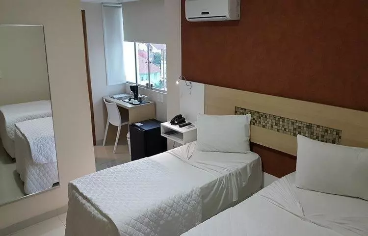 デラックスルーム, Emirates Hotel & Suites