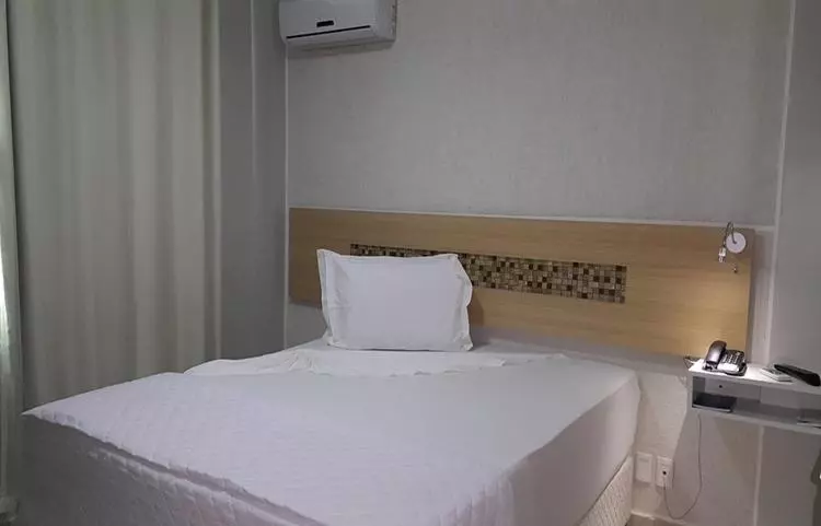 スーペリアールーム, Emirates Hotel & Suites