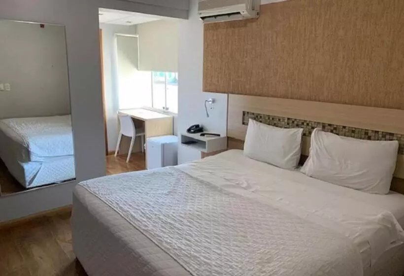 スーペリアールーム, Emirates Hotel & Suites