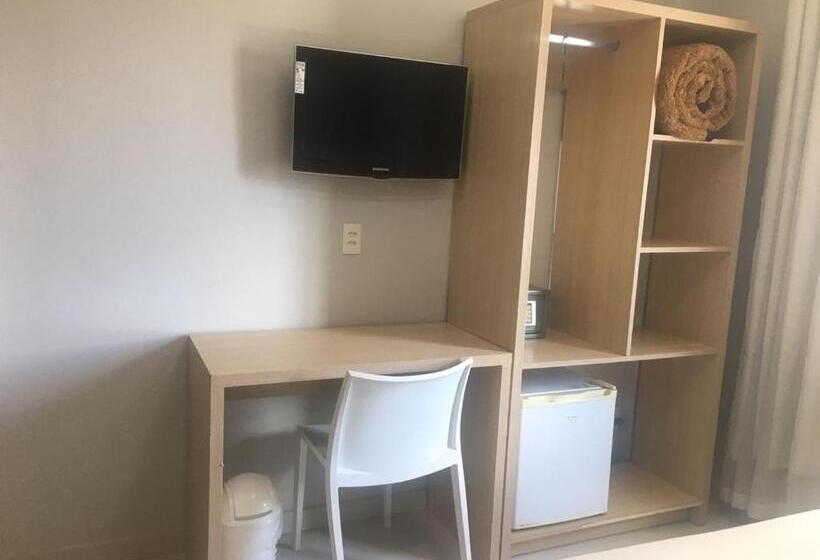 Номер Стандарт, Emirates Hotel & Suites