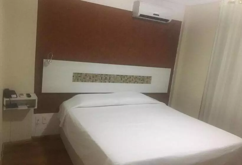 スタンダードルーム, Emirates Hotel & Suites