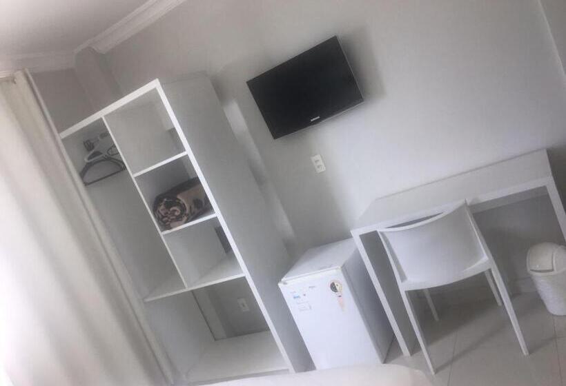 اتاق استاندارد, Emirates Hotel & Suites