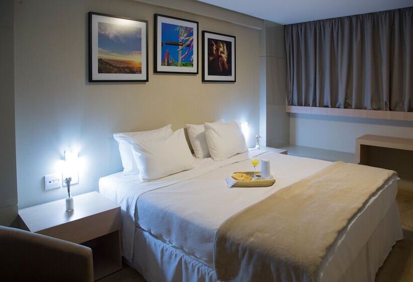 Номер Deluxe, Intercity Montes Claros