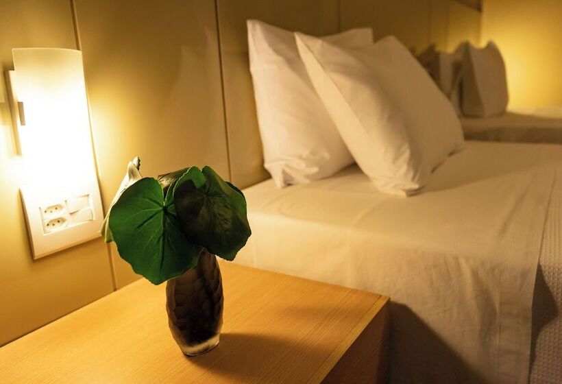 Номер Superior, Intercity Montes Claros