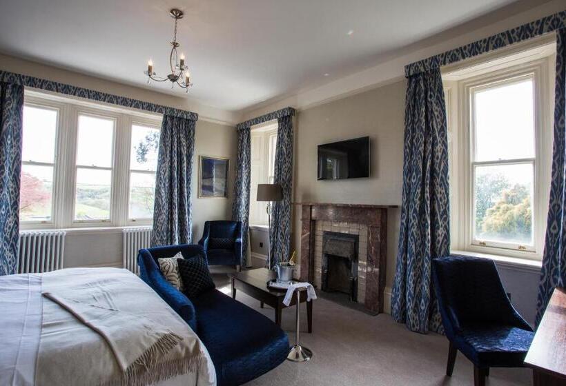 Люкс, Kentisbury Grange