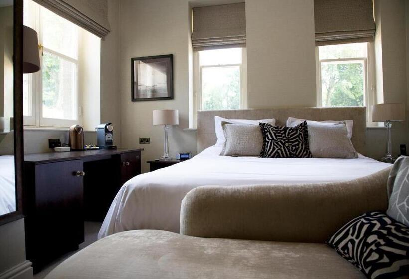 جناح كلاسيكي, Kentisbury Grange