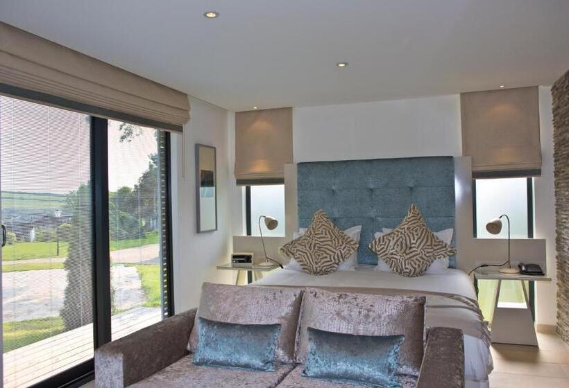 جناح, Kentisbury Grange