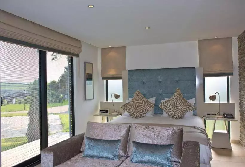 Sviitti, Kentisbury Grange