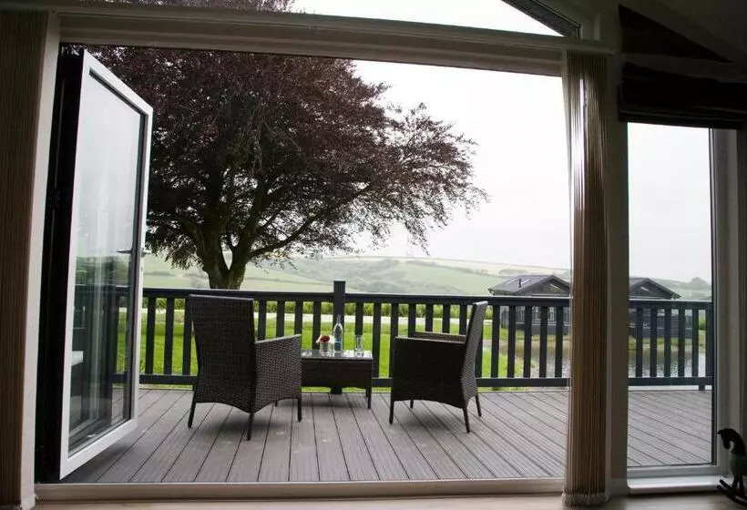 Perhehuoneisto 2 Makuuhuonetta, Kentisbury Grange