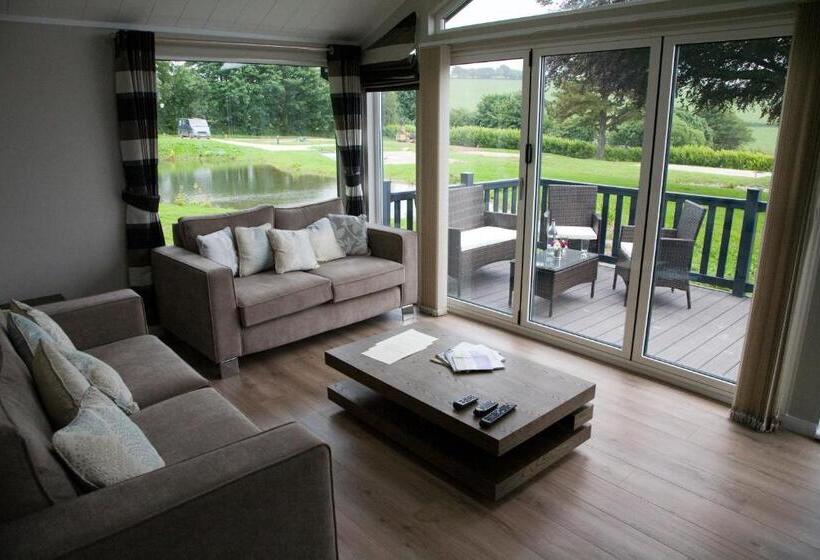 Семейные Апартаменты 3 Спальни, Kentisbury Grange
