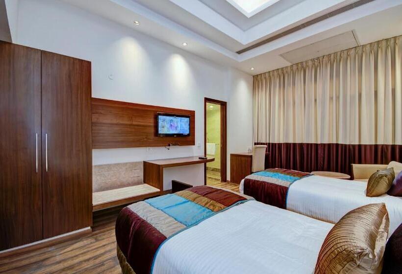 غرفة بريميوم, La Sagrita