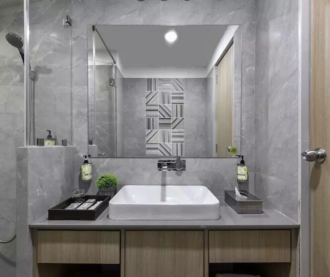 デラックスルーム, Lemon Tree Hotel, Vadodara