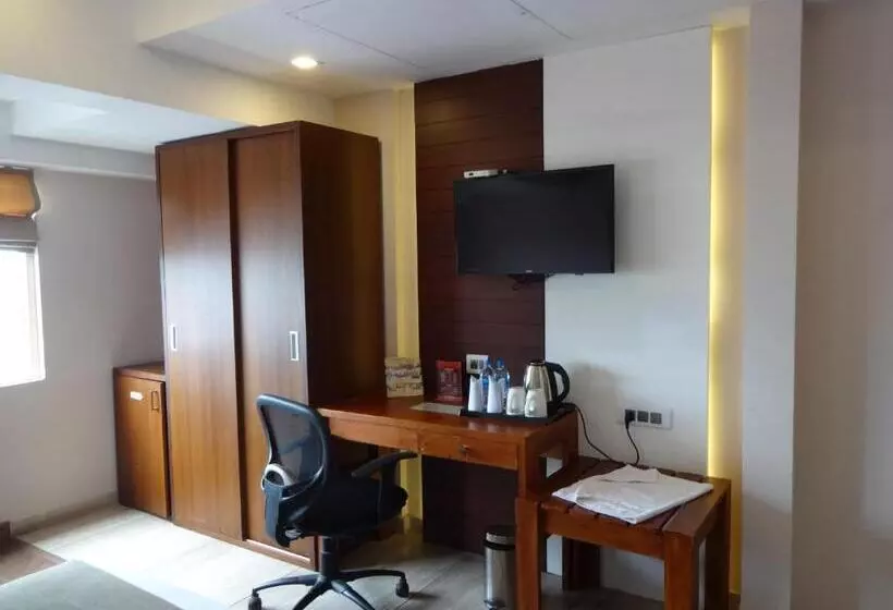 Habitació Estàndard, Paramount Tower