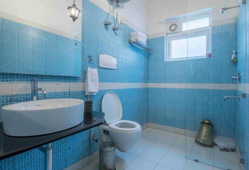 חדר סטנדרט, Seclude Ramgarh Cliff S Edge