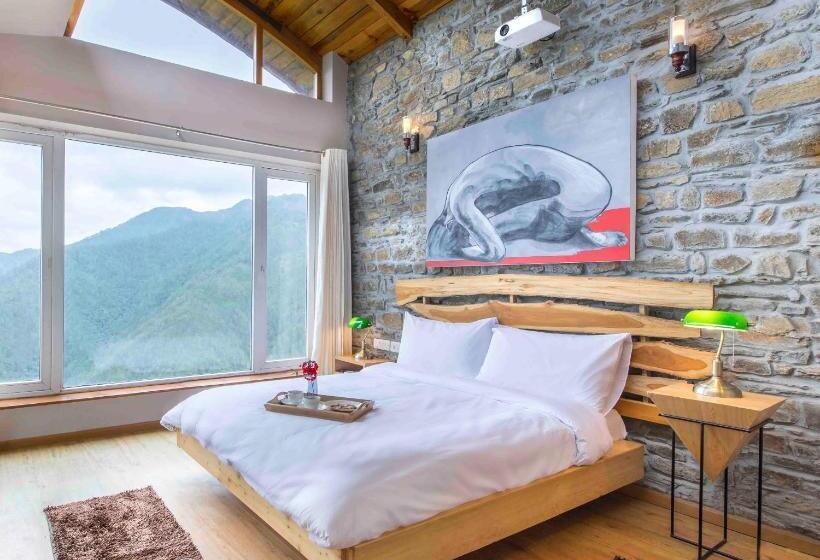 스탠다드 룸, Seclude Ramgarh Cliff S Edge