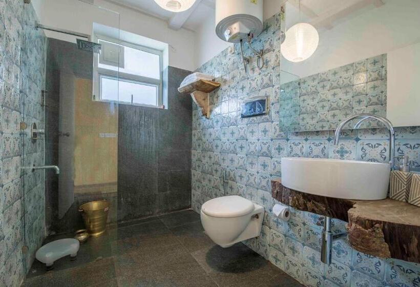 חדר סטנדרט, Seclude Ramgarh Cliff S Edge